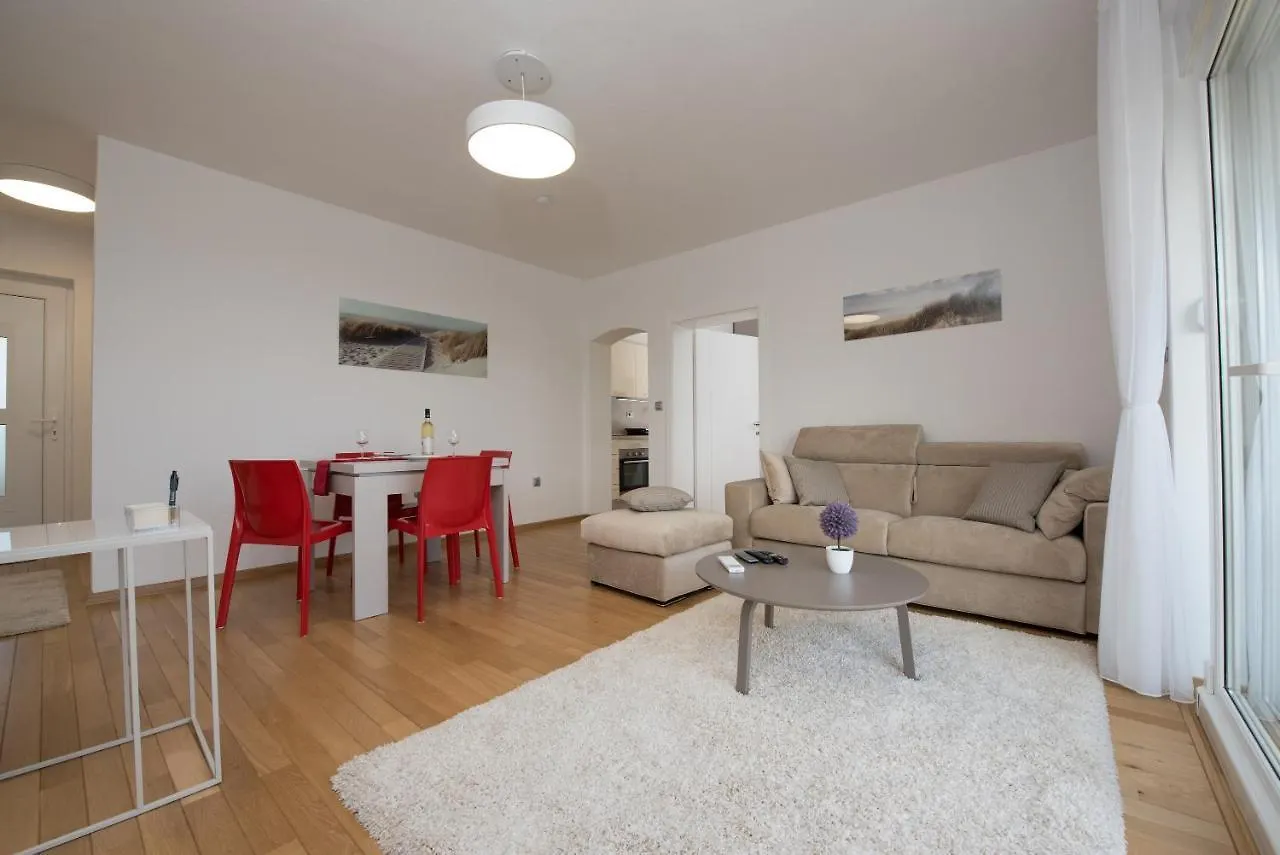 Rum i privatbostad Apartmani Bilic Kastav