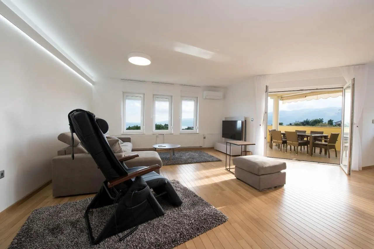 Rum i privatbostad Apartmani Bilic Kastav